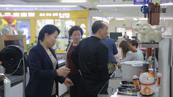 南京经销商黄总访谈，讲述与新城注册的财富故事