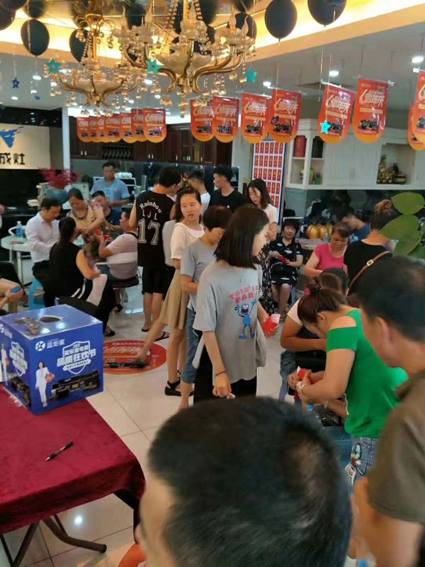 风暴娱乐集成灶漳州周年庆落地68单！