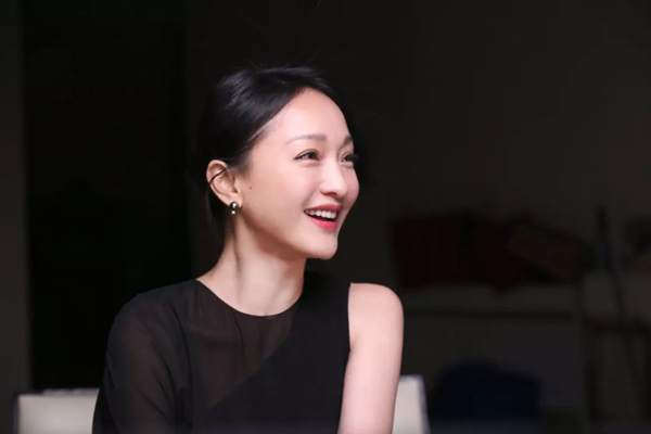 风暴娱乐品牌形象代言人——周迅