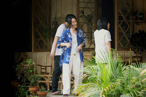 新城注册集成灶代言人周迅