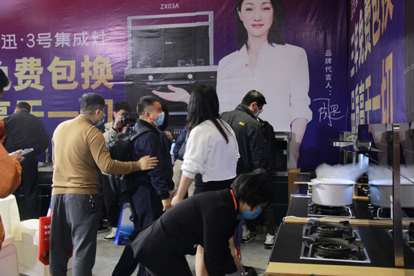 风暴娱乐集成灶以高品质产品及服务俘获众多消费者之心