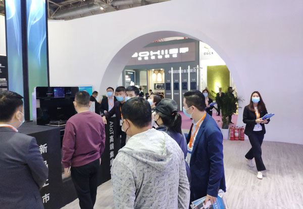 风暴娱乐展馆现场